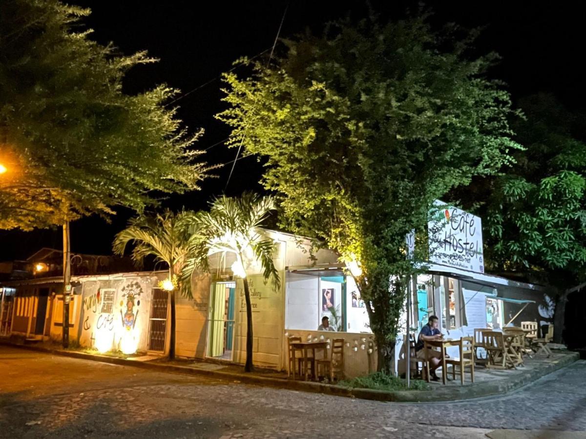 Mango Cafe And Hostel Сан Хуан дел Сур Екстериор снимка